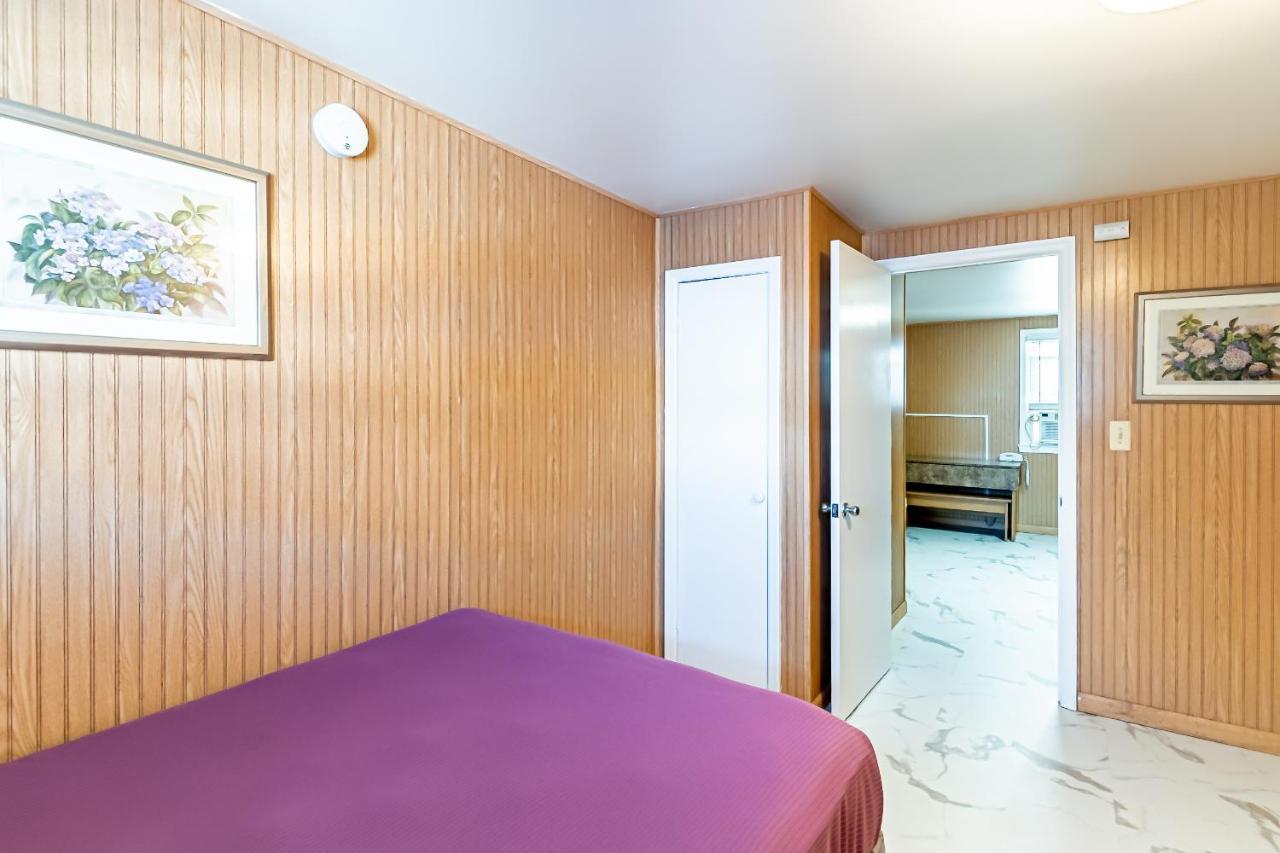 Boardwalk Sand & Surf Beach Hotel Oceanfront Seaside Heights Bagian luar foto